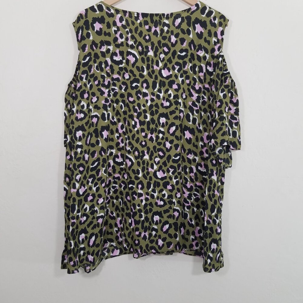 NWT Ashley Stewart Animal Print Cold Shoulders Button Up Top Blouse Size 26/28 - Picture 4 of 4